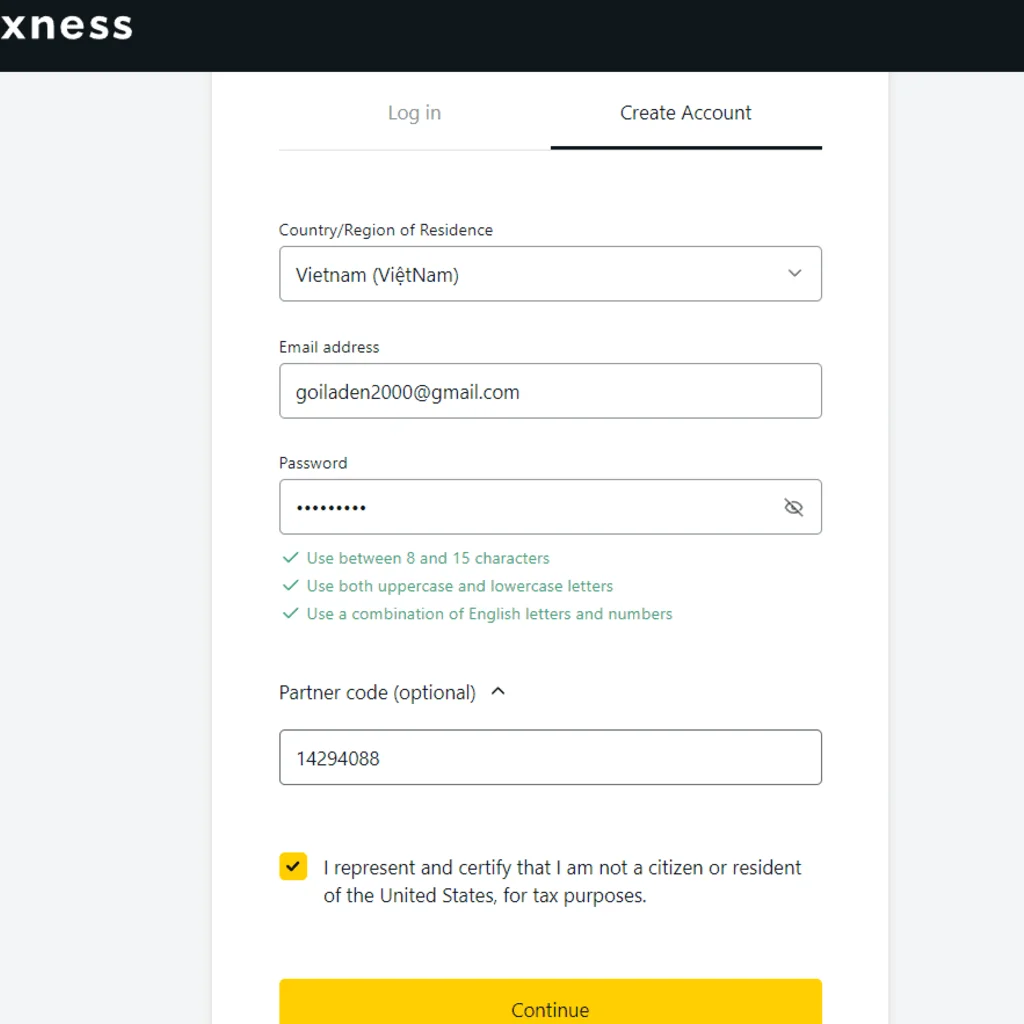 Điền email và mật khẩu khi đăng ký tài khoản Exness